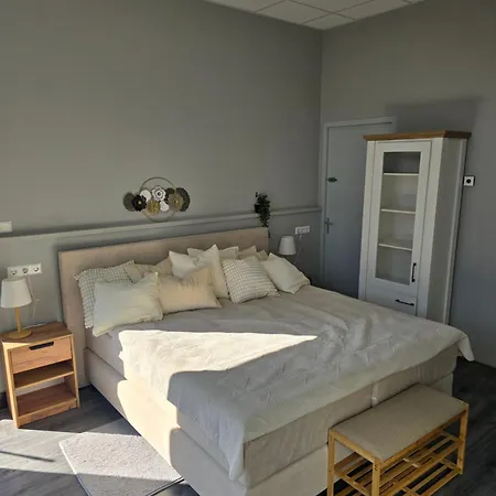 Hart Bed & Breakfast