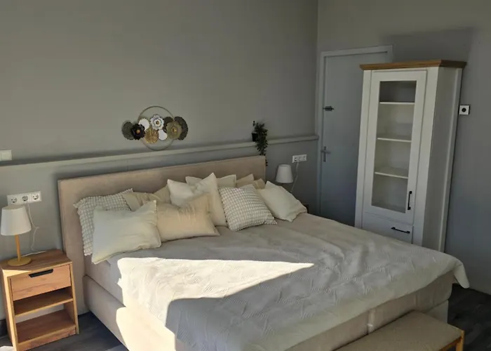 Hart Bed & Breakfast